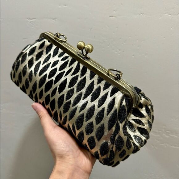 Handmade Real Hair-on Calfskin Embossed Vintage Kisslock Clutch/Crossbody - Picture 10 of 15